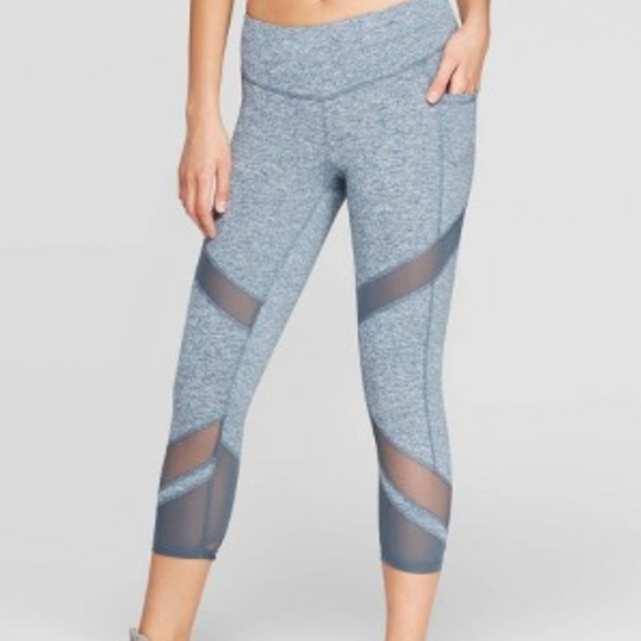 mid rise capri leggings